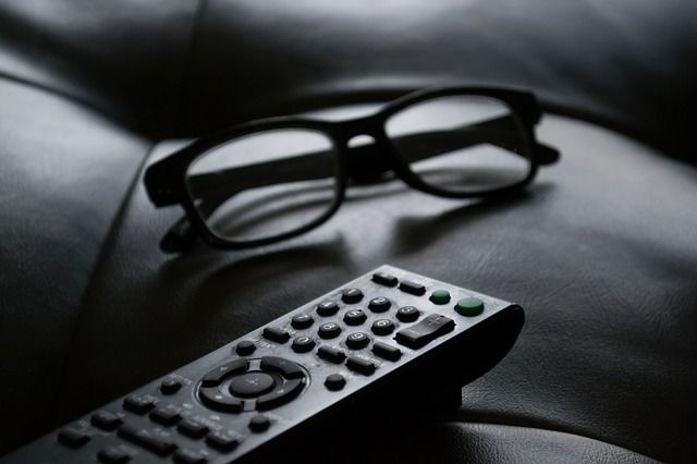 Jumalanpalveluksia ja jumalanpalveluksia televisiossa ja radiossa